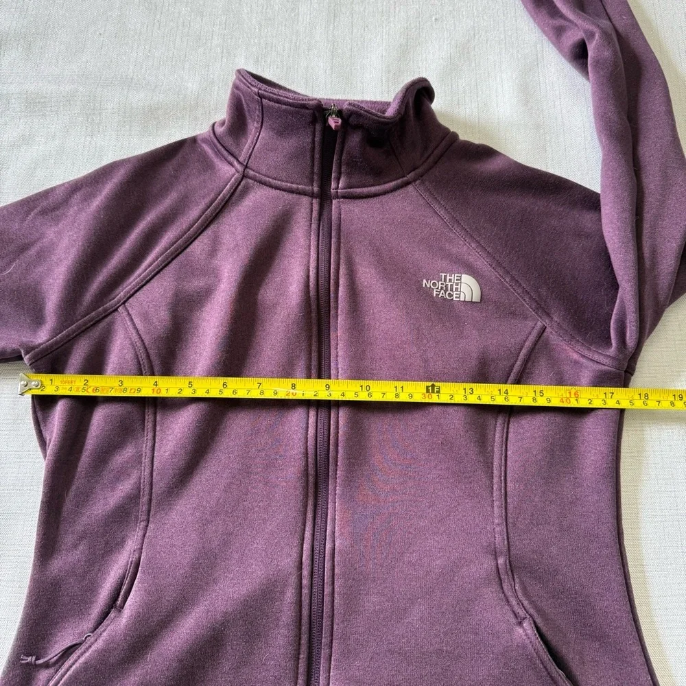 The North Face Women's Chest Logo Purple Zip Up Jacket Size M